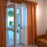 Front In Appartement